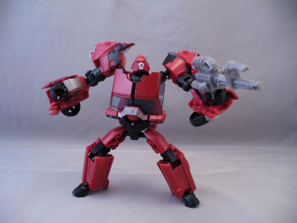 Transformers Generations GDO Cliffjumper Video Review  Images  (1 of 25)